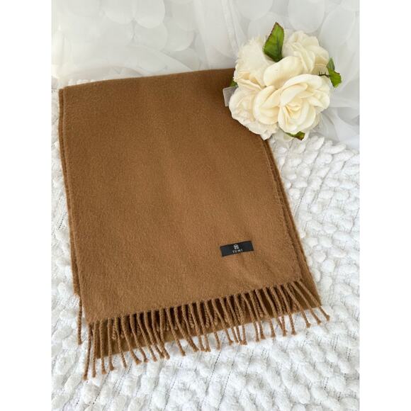 TUMI 100% Baby ALPACA Scarf Camel Tan unisex Fringed Luxurious - Picture 1 of 6